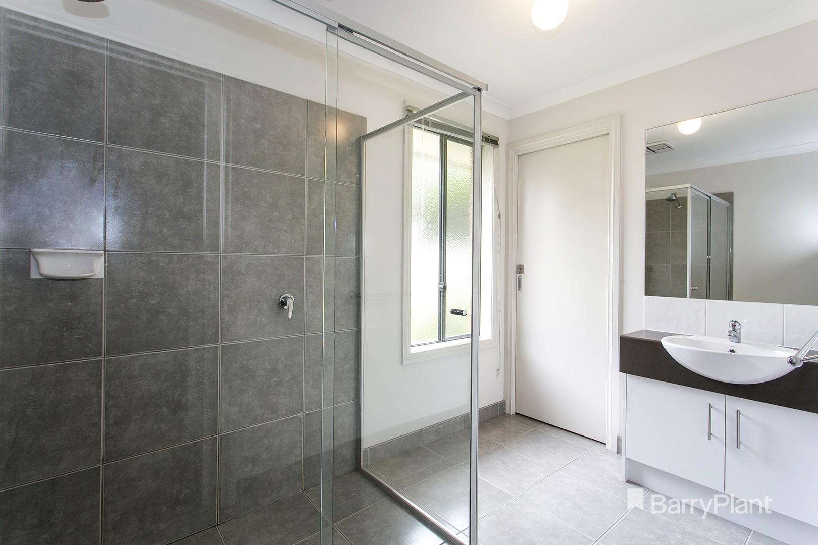 2/11 Templeton Crescent, Pakenham, VIC 3810, Pakenham - Thumbnail 6