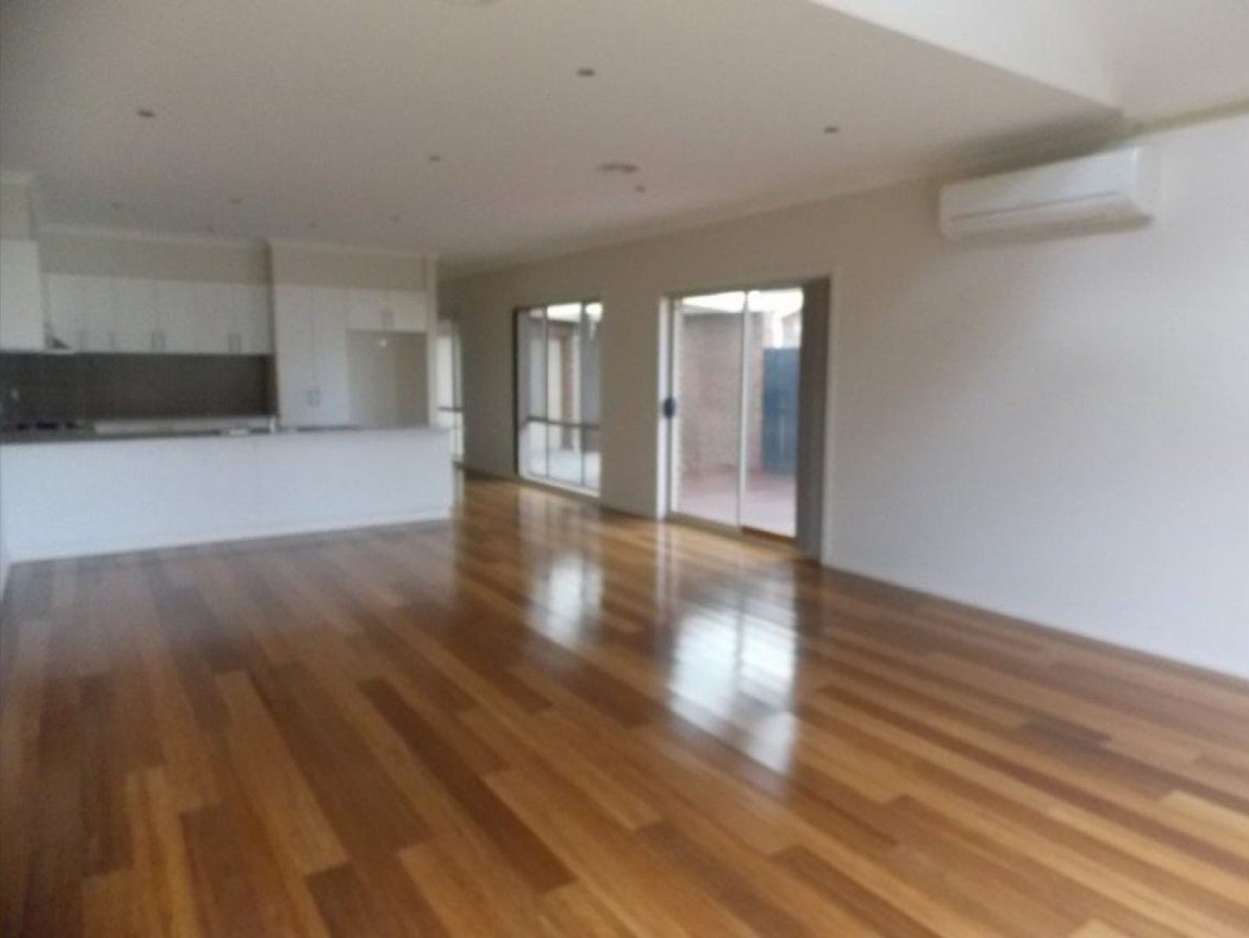 2/11 Victoria Road, Sydenham, VIC 3037, Sydenham - Thumbnail 3