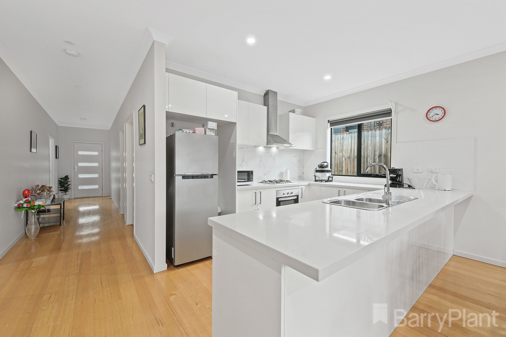 2/11 Vivian Court, Drouin, VIC 3818, Drouin - Thumbnail 2