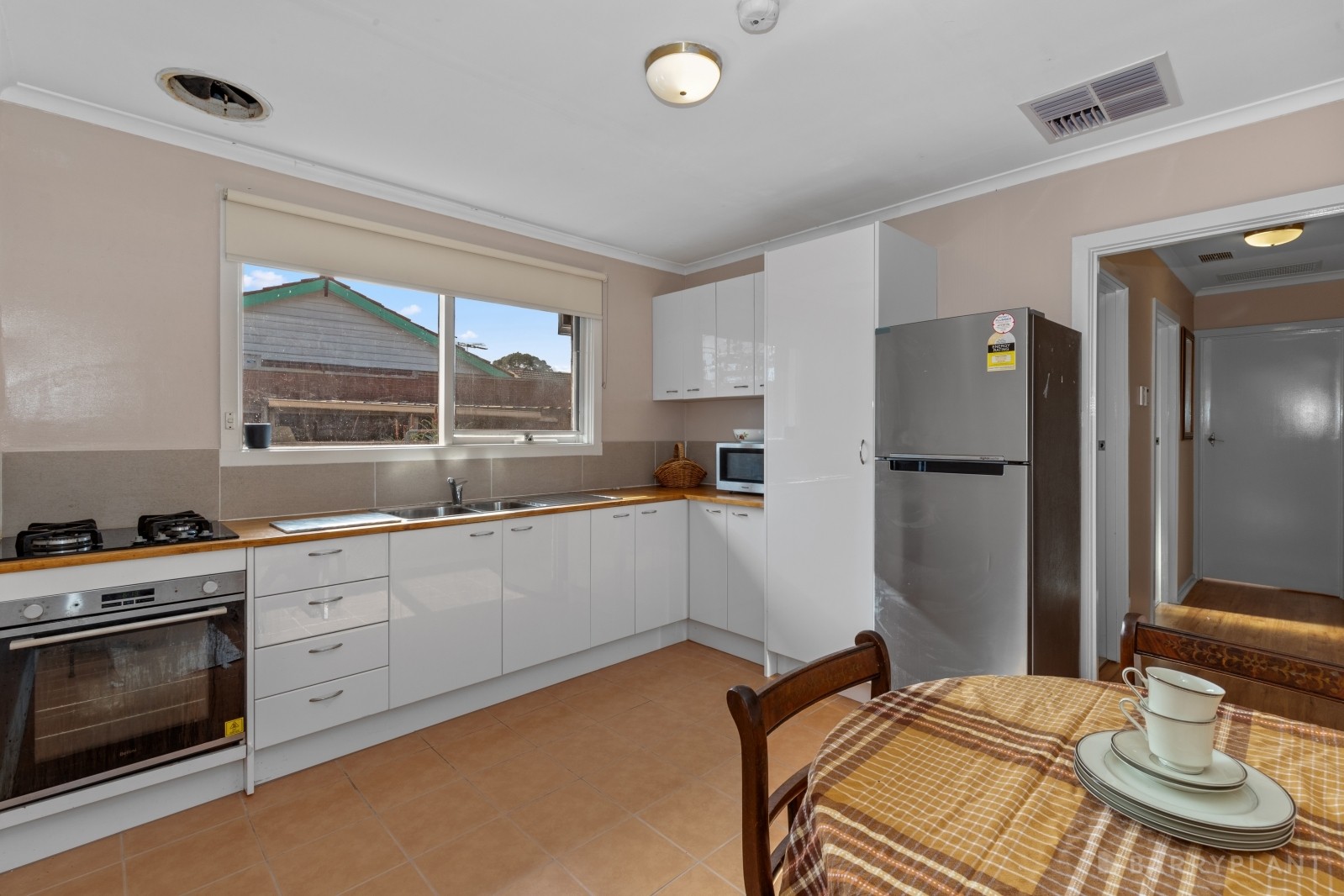 2/11 Wallarano Drive, Noble Park, VIC 3174, Noble Park - Thumbnail 3