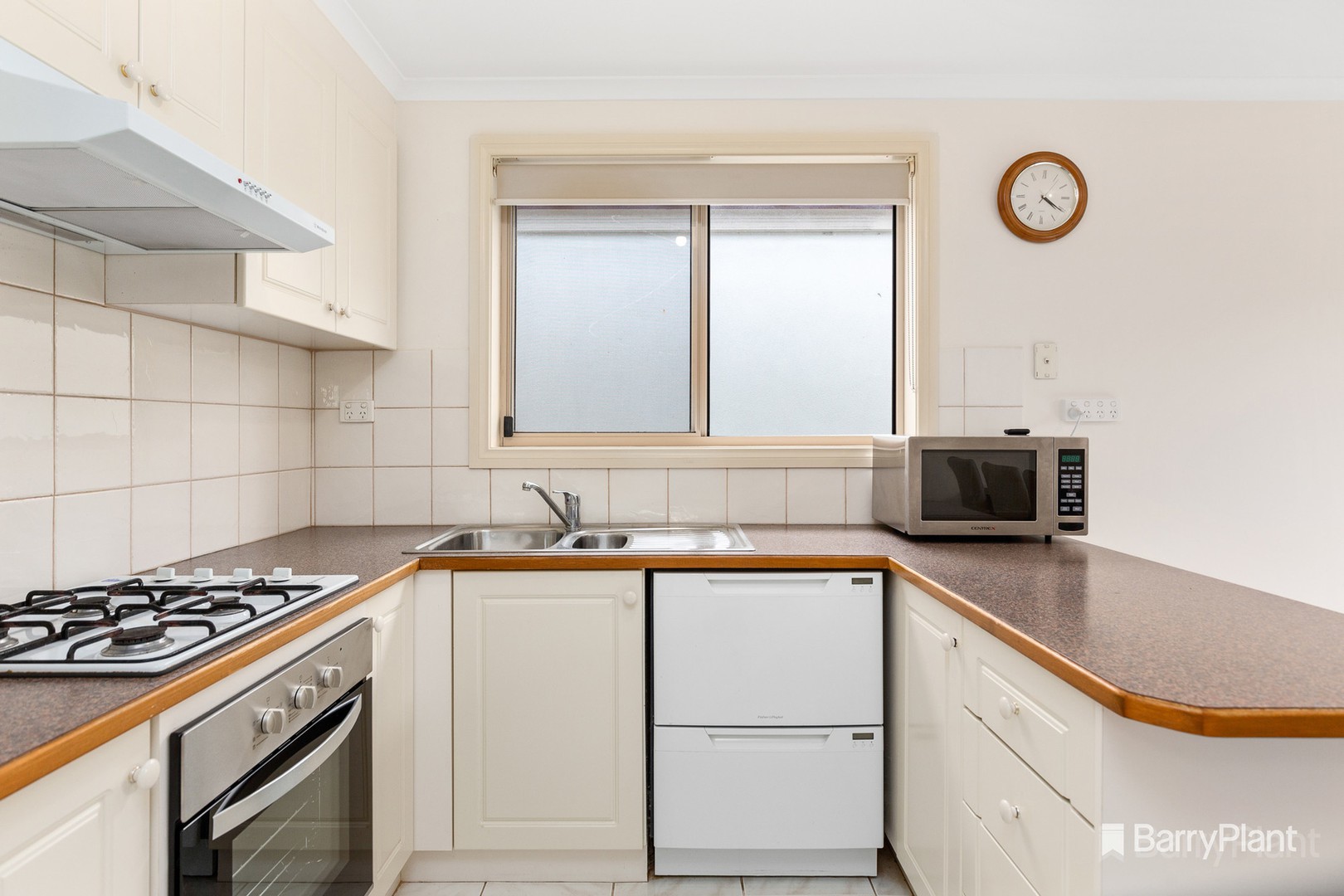 2/110 Buckley Street, Noble Park, VIC 3174, Noble Park - Thumbnail 2