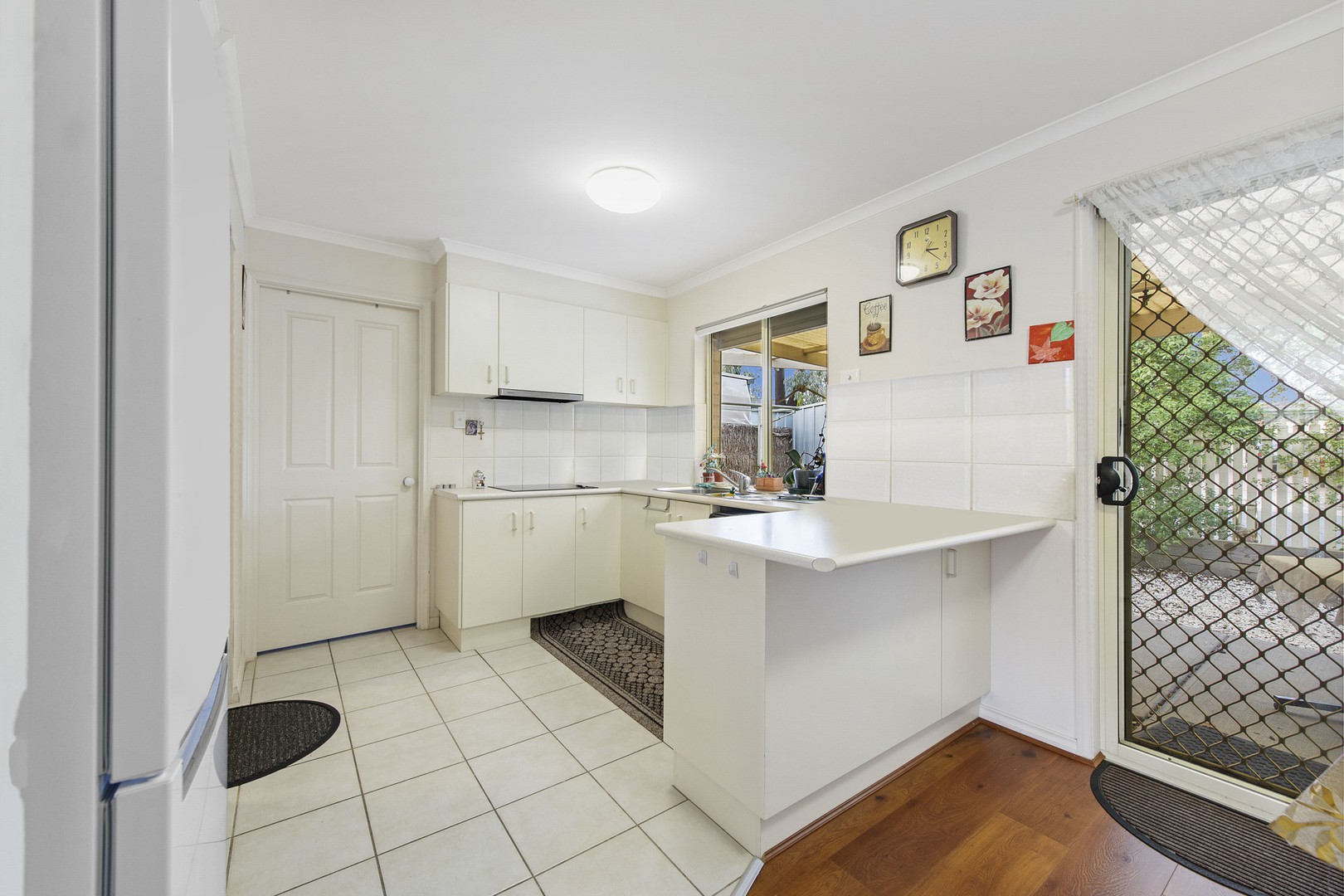 2/110 Delbridge DriveSydenham, VIC 3037, Sydenham - Thumbnail 3