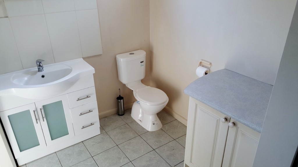 2/111 Kildare Street, North Geelong, VIC 3215, North Geelong - Thumbnail 3