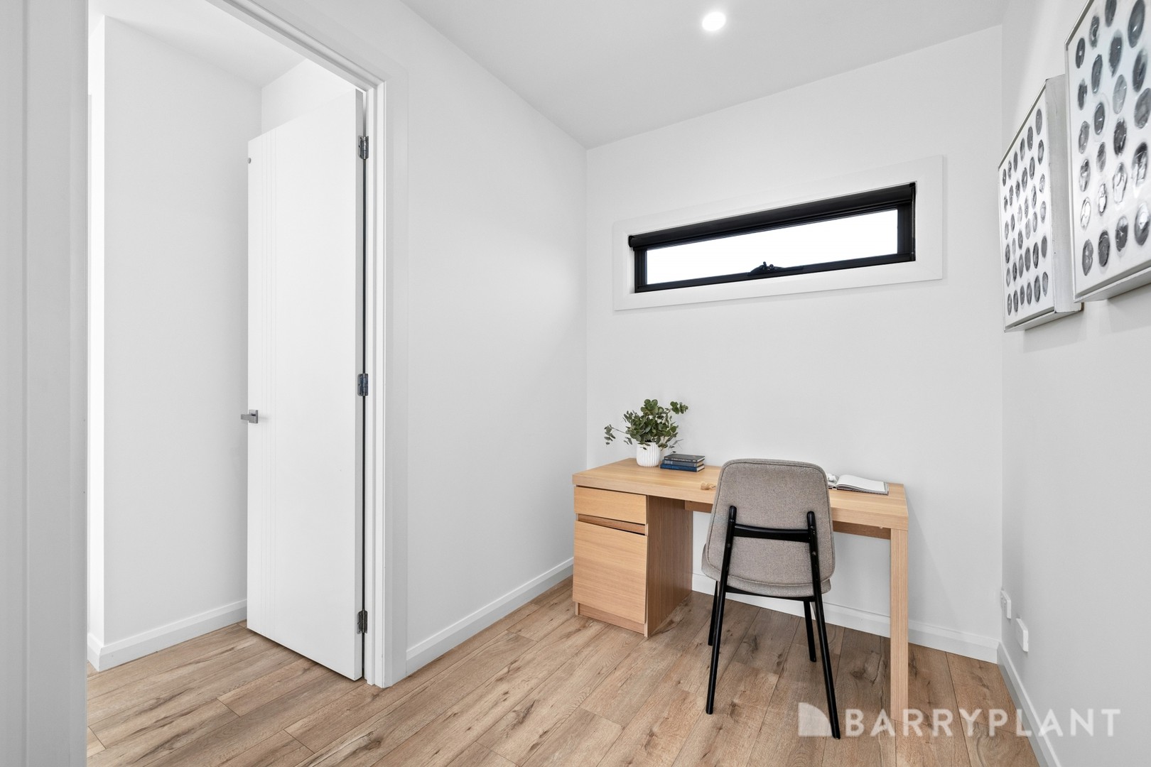 2/111 Loongana Avenue, Glenroy, VIC 3046, Glenroy - Thumbnail 2