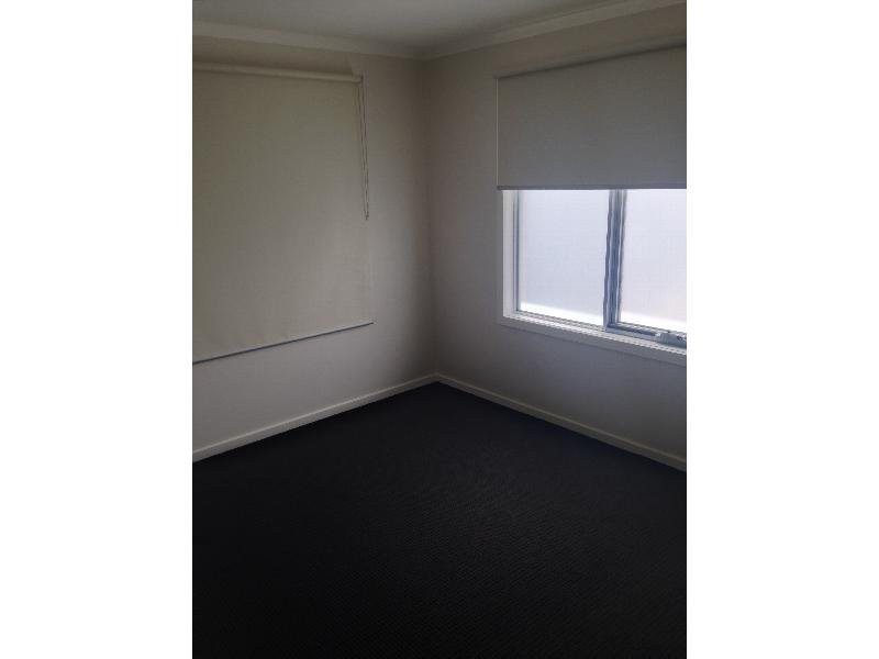 2/111 Taylors Road, St Albans, VIC 3021, St Albans - Thumbnail 2