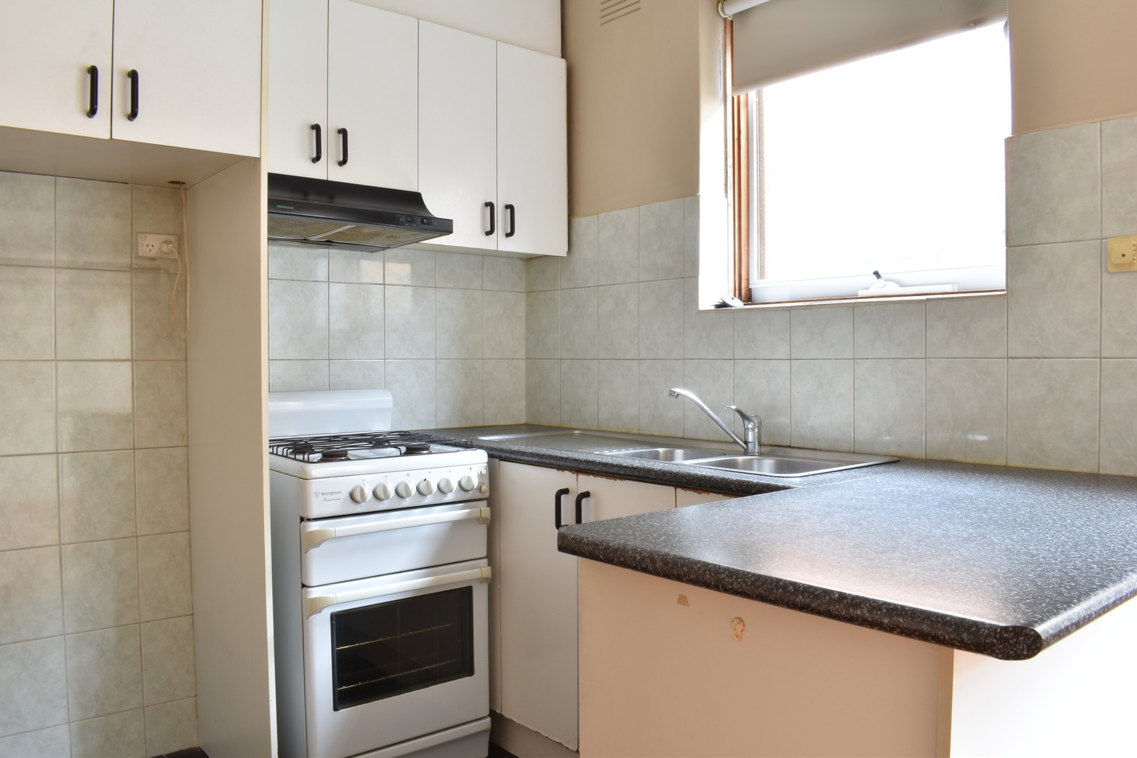 2/112 Ballantyne Street, Thornbury, VIC 3071, Thornbury - Thumbnail 3