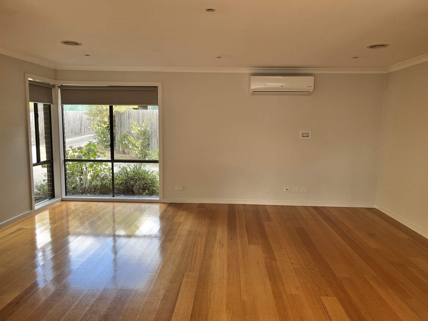 2/115 Cambridge Road, Mooroolbark, VIC 3138, Mooroolbark - Thumbnail 3