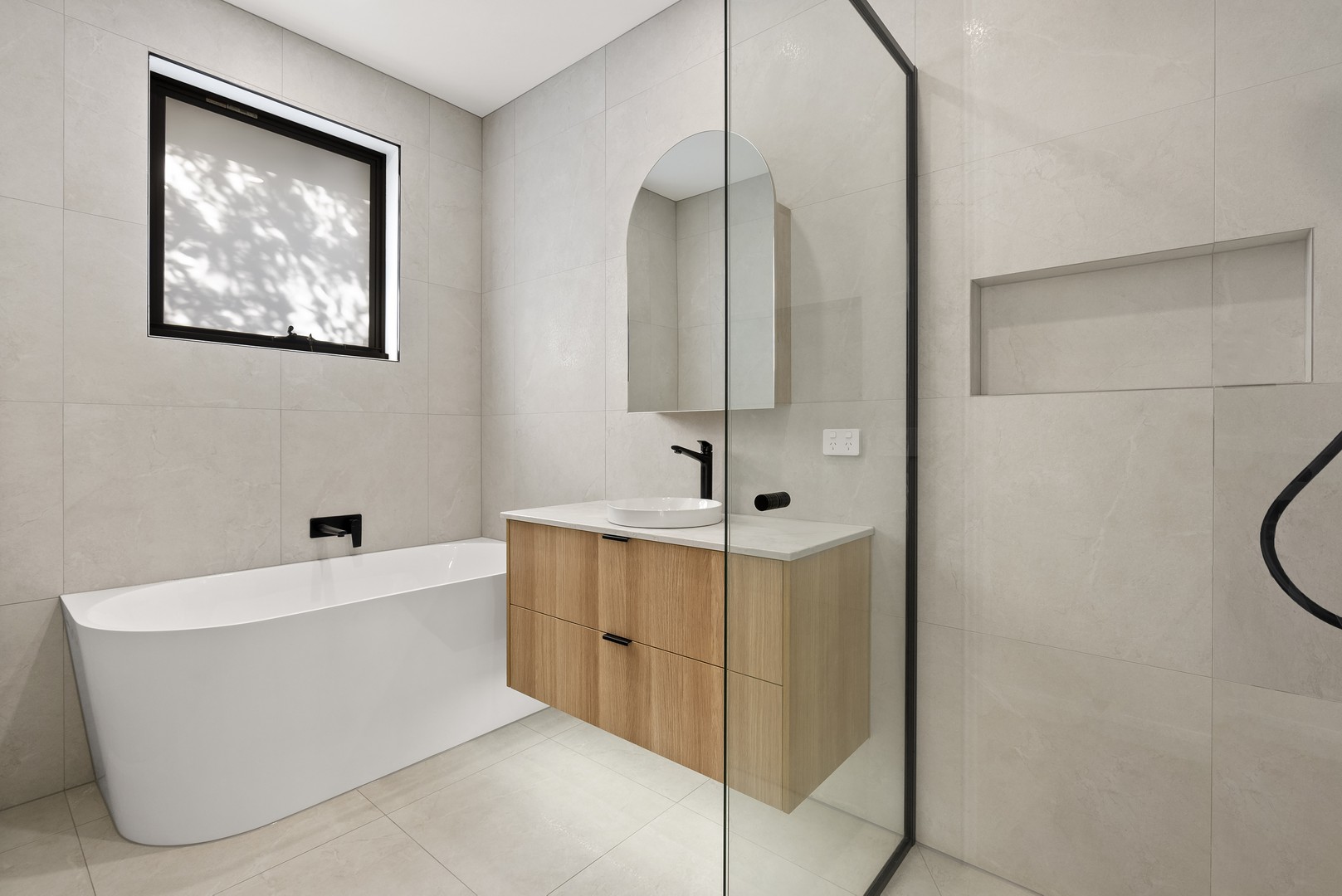 2/116 Cowin Street, Diamond Creek, VIC 3089, Diamond Creek - Thumbnail 5