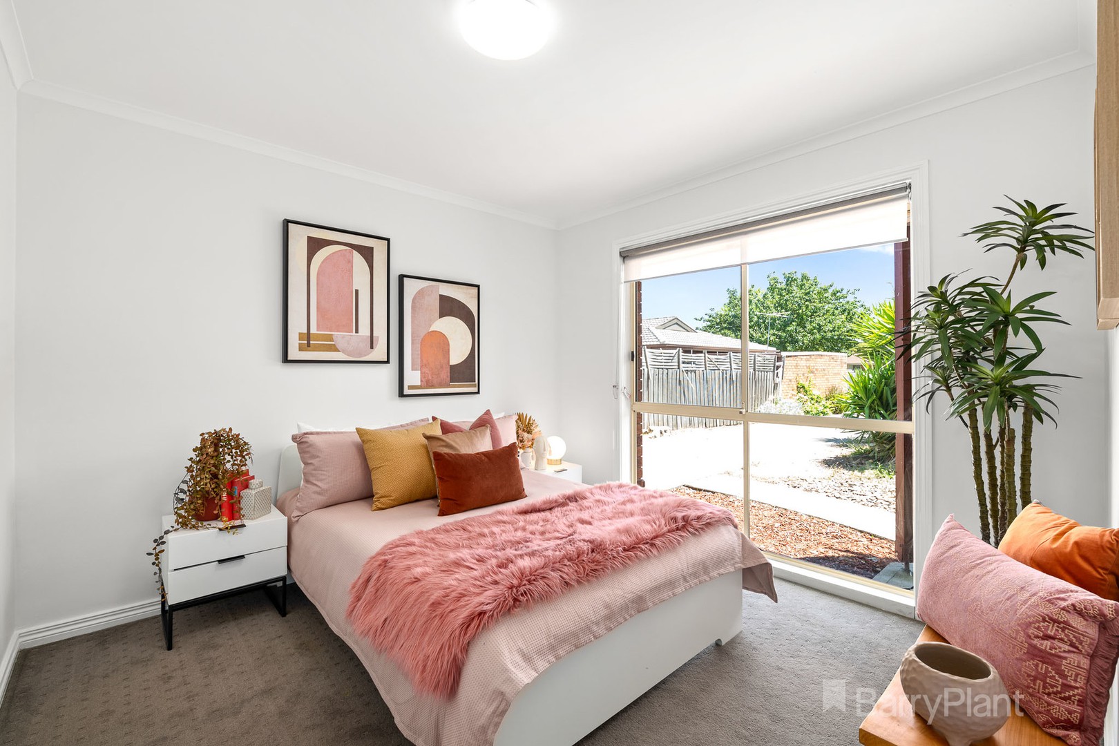 2/118 Fleetwood Drive, Narre Warren, VIC 3805, Narre Warren - Thumbnail 2