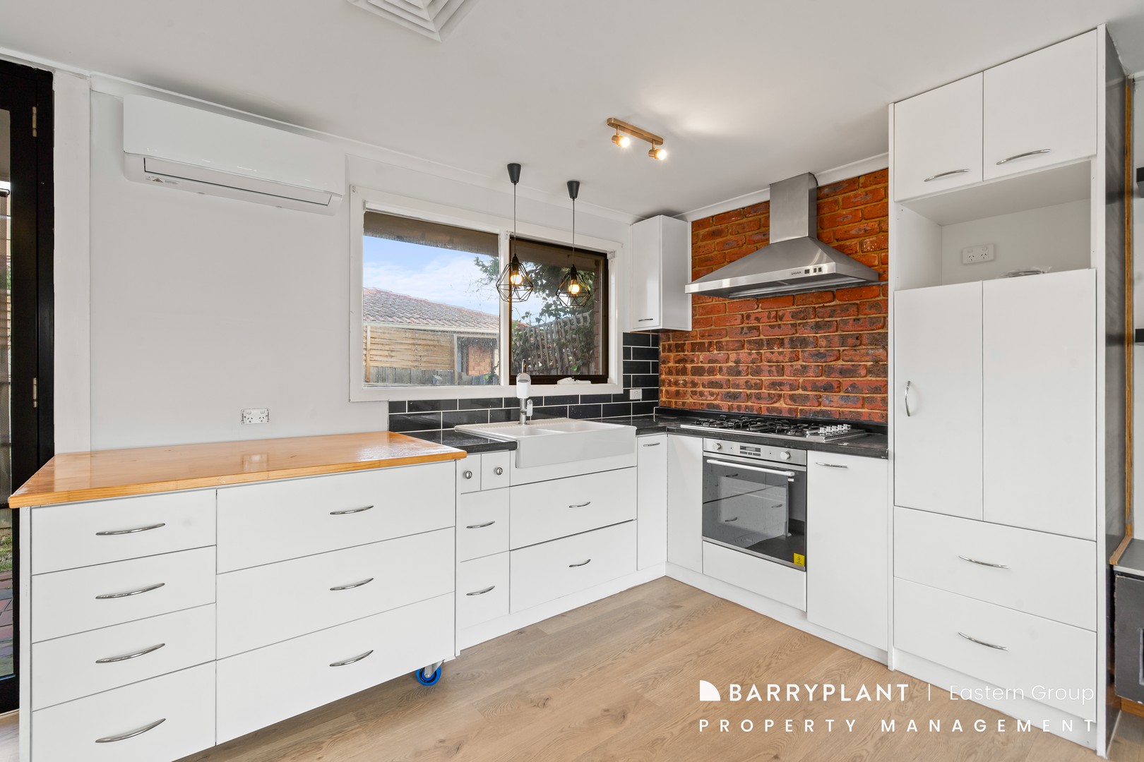 2/12-14 Franklin Road, Doncaster East, VIC 3109 - Thumbnail 1 - 11/07/2024