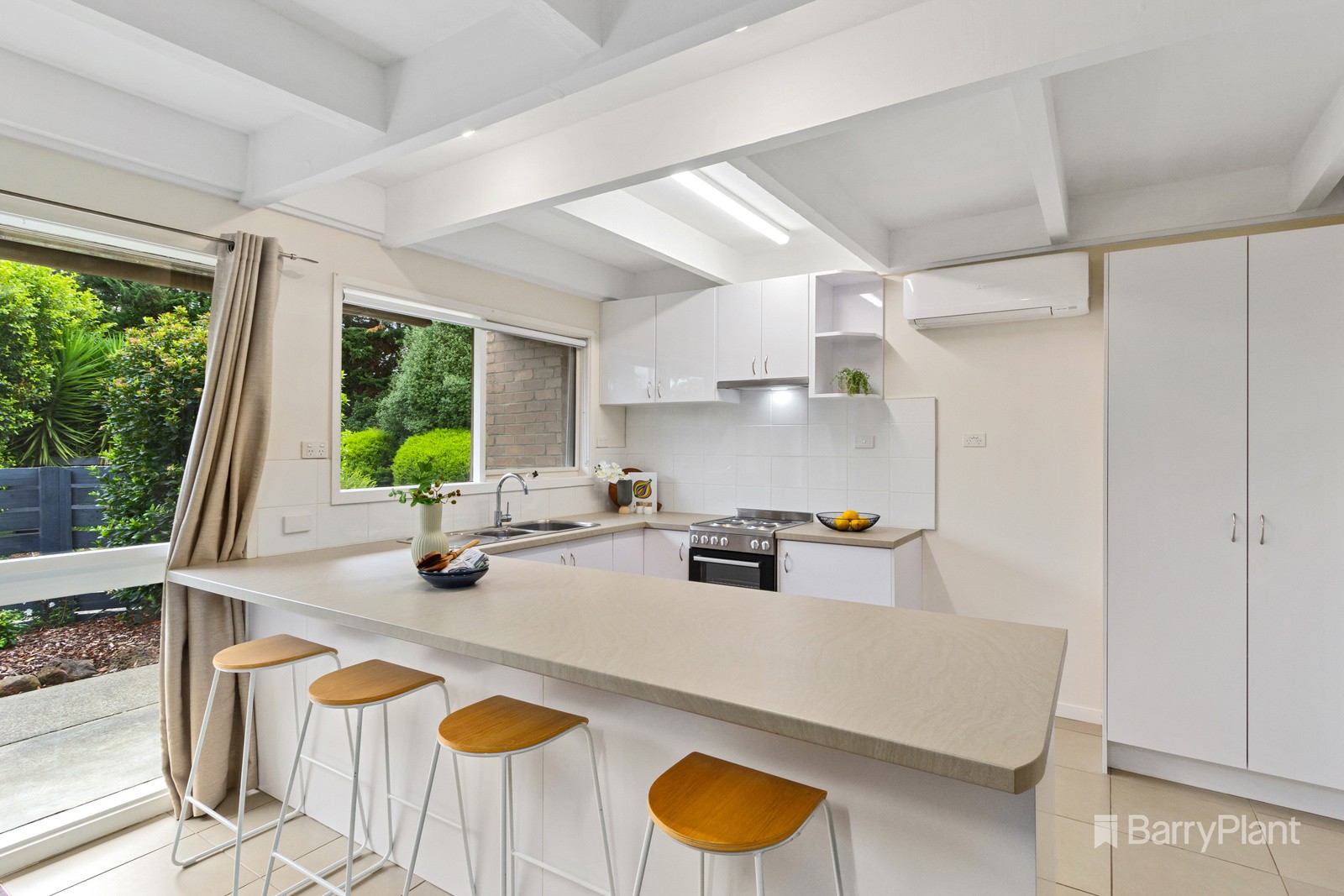 2/12-14 Hamilton Road, Bayswater North, VIC 3153, Bayswater North - Thumbnail 2