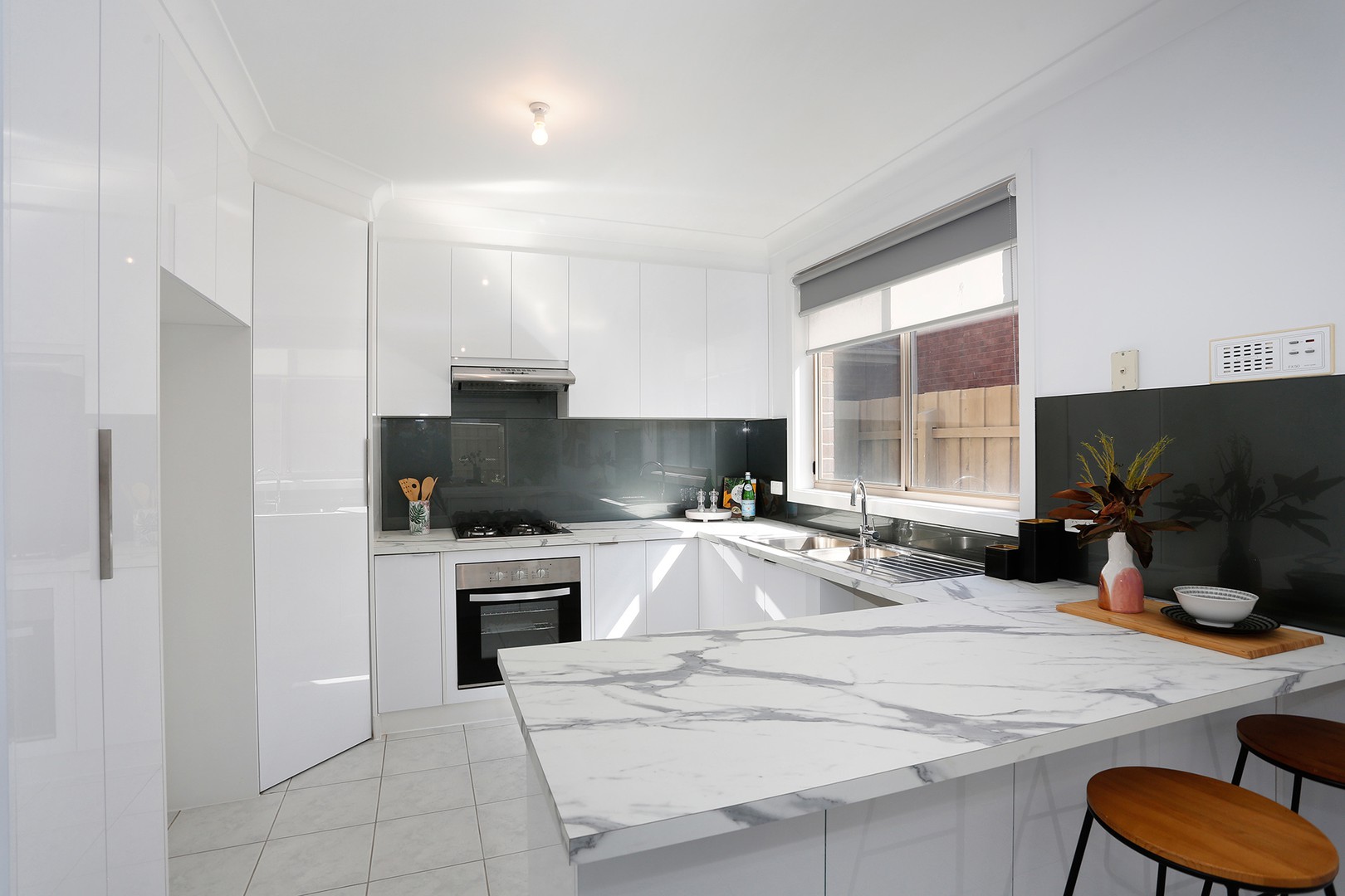 2/12-14 Hood Crescent, Fawkner, VIC 3060 - Thumbnail 2 - 20/12/2021