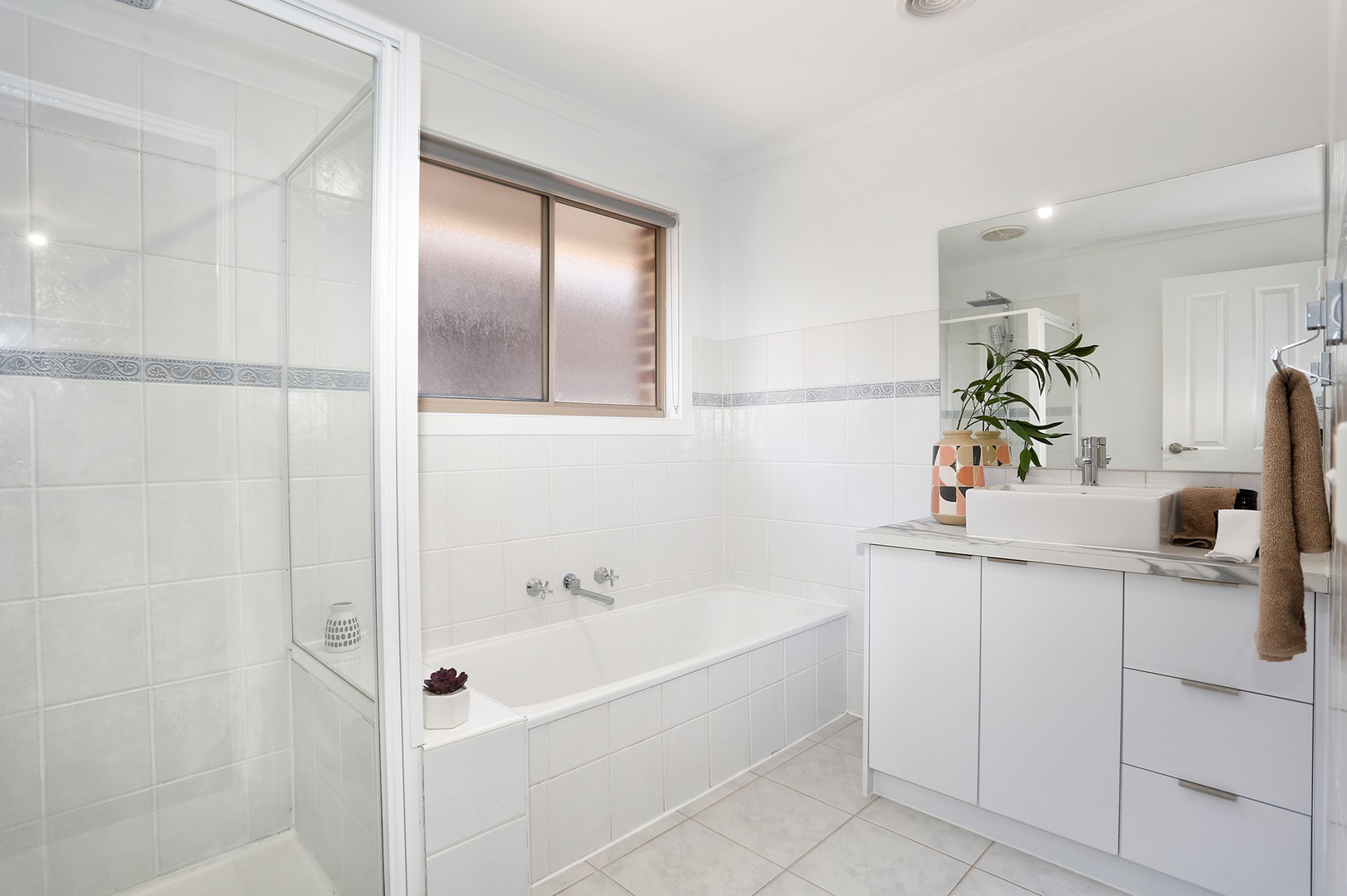 2/12-14 Hood CrescentFawkner, VIC 3060, Fawkner - Thumbnail 5