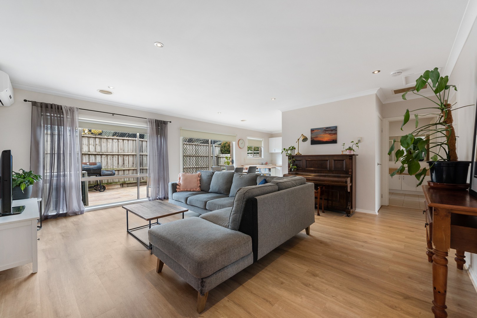 2/12 - 32 Pecks RoadSydenham, VIC 3037, Sydenham - Thumbnail 3