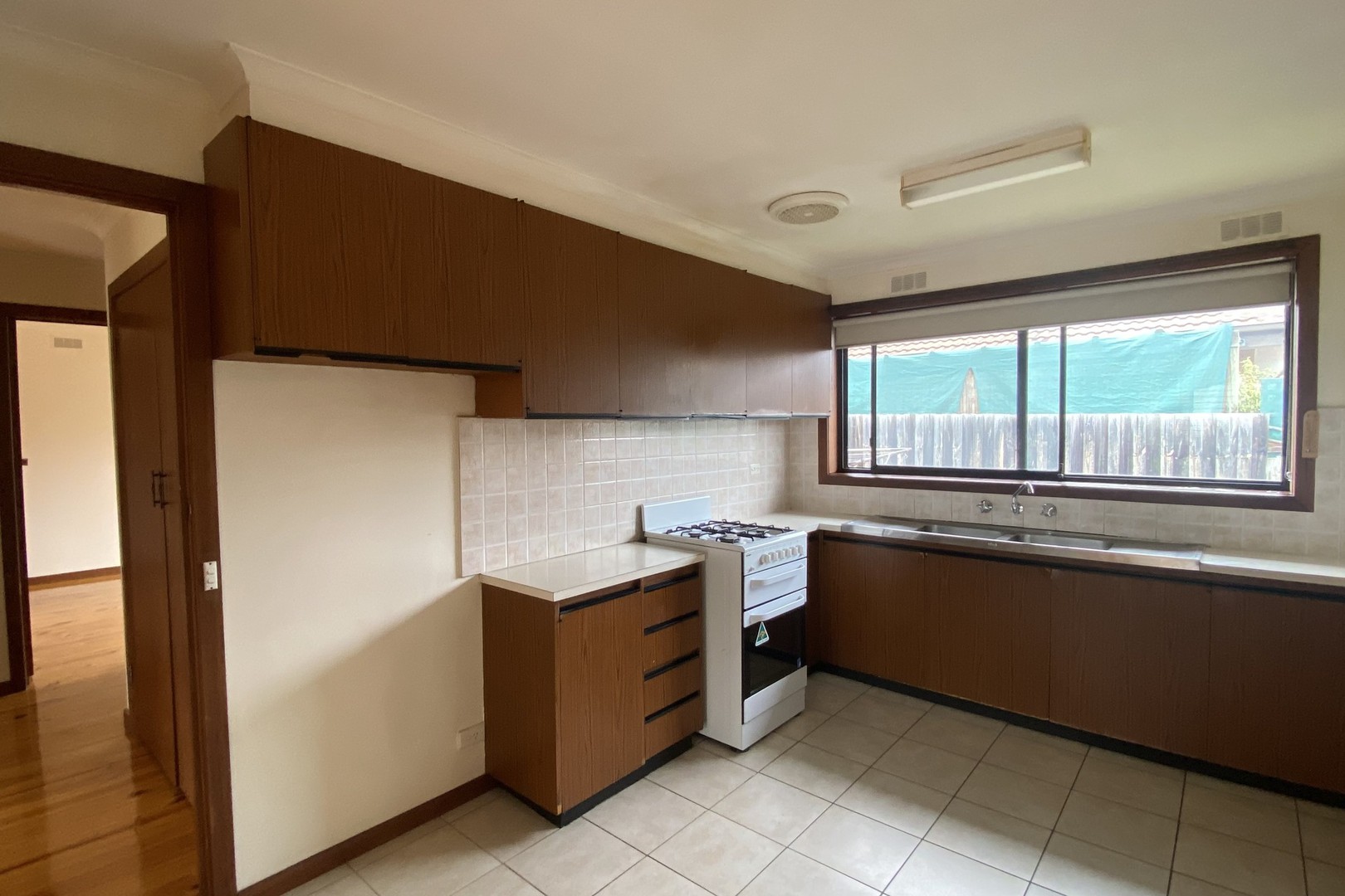 2/12 Best Street, Reservoir, VIC 3073, Reservoir - Thumbnail 3