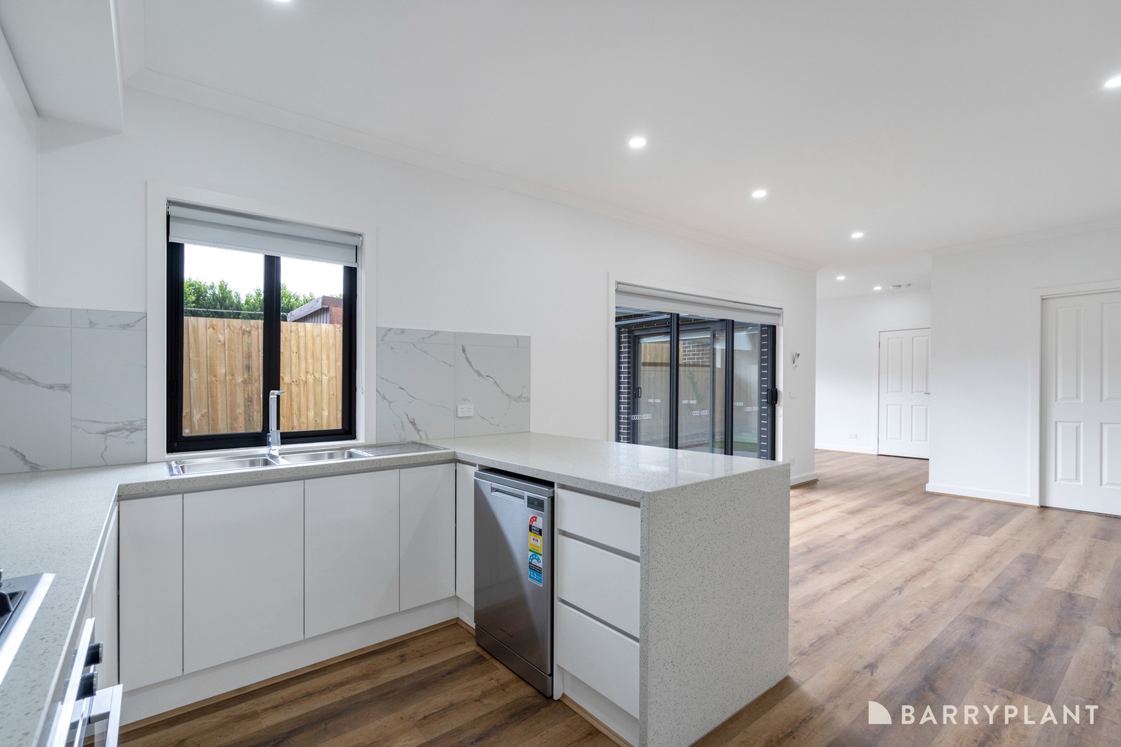 2/12 Bruce Street, Fawkner, VIC 3060, Fawkner - Thumbnail 3