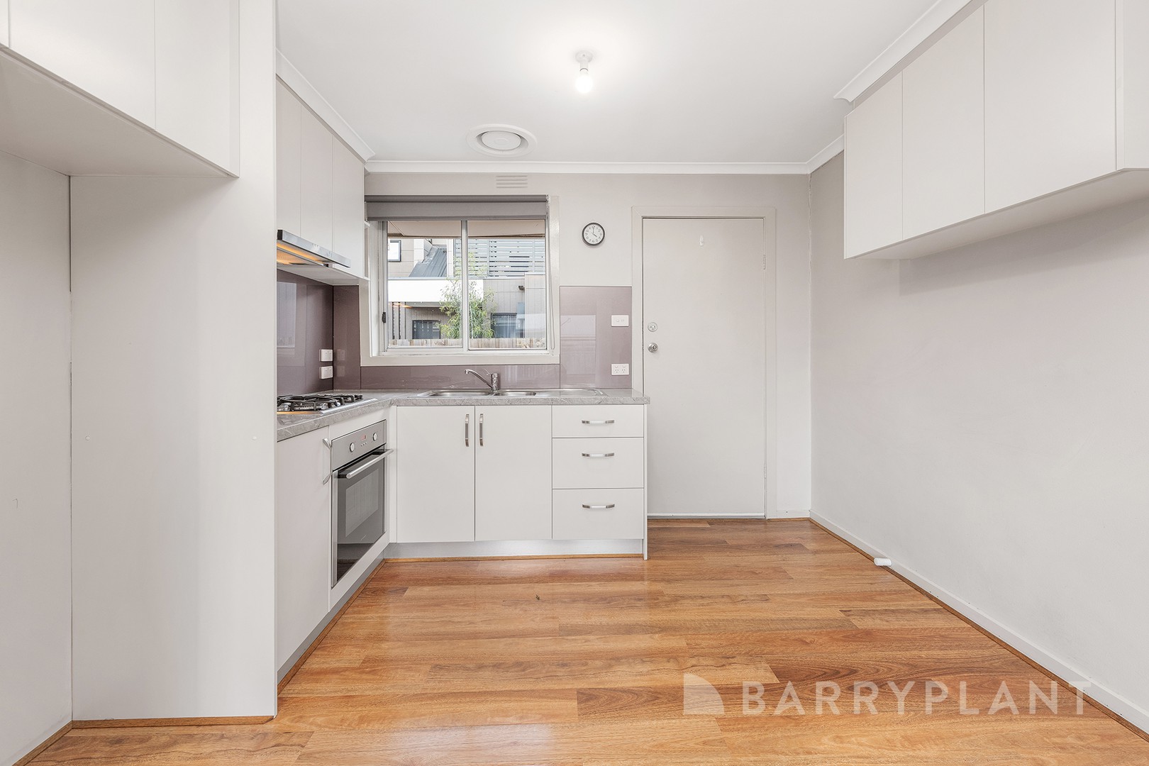 2/12 Clarendon Parade, West Footscray, VIC 3012, West Footscray - Thumbnail 2