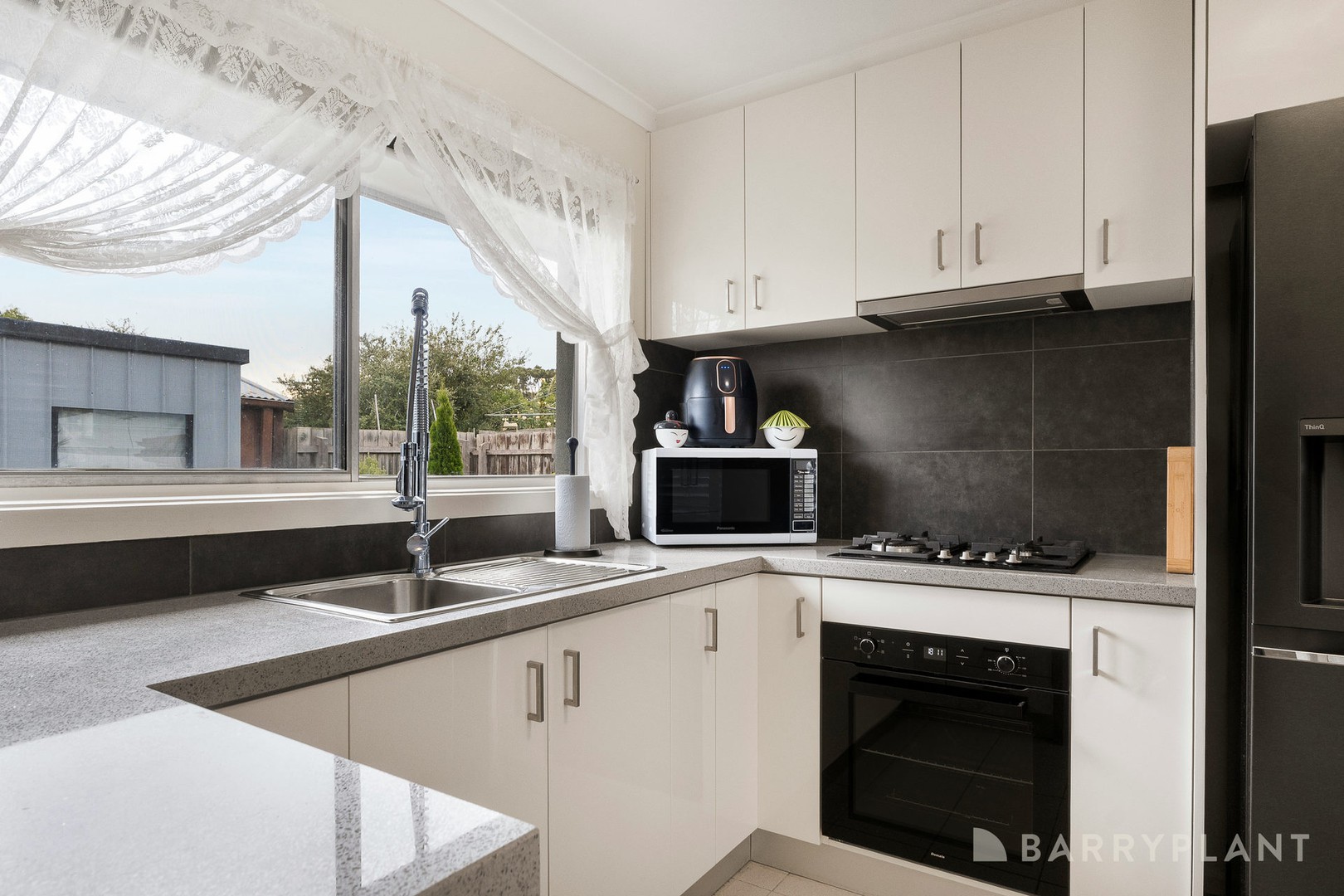 2/12 Ferndale Crescent, Dandenong North, VIC 3175 - Thumbnail 2 - 20/01/2026