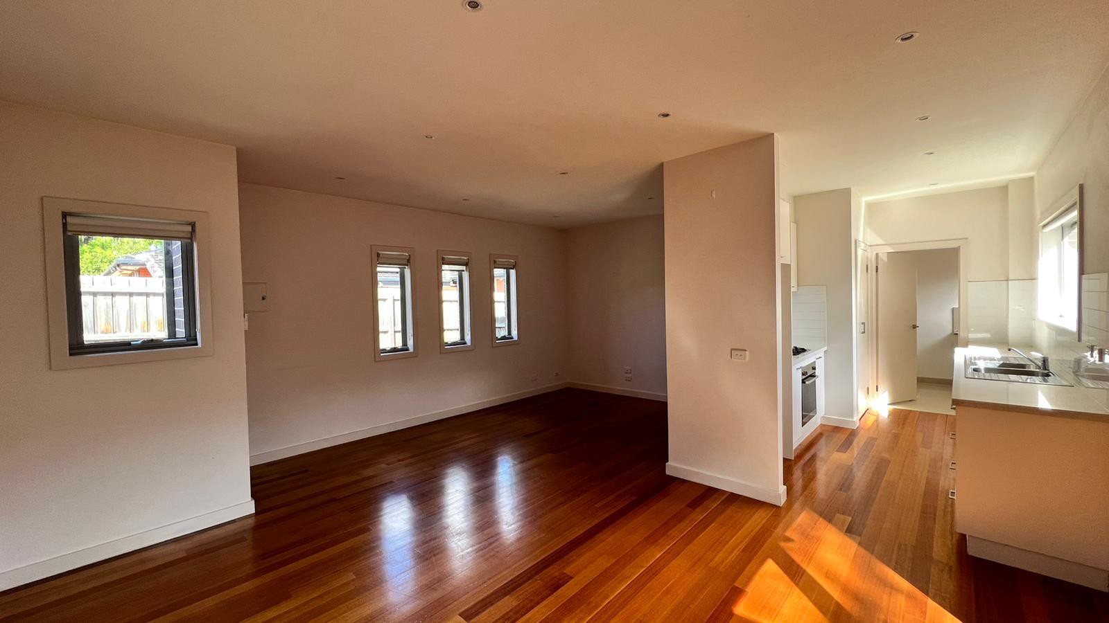 2/12 Griffiths Street, Reservoir, VIC 3073, Reservoir - Thumbnail 4