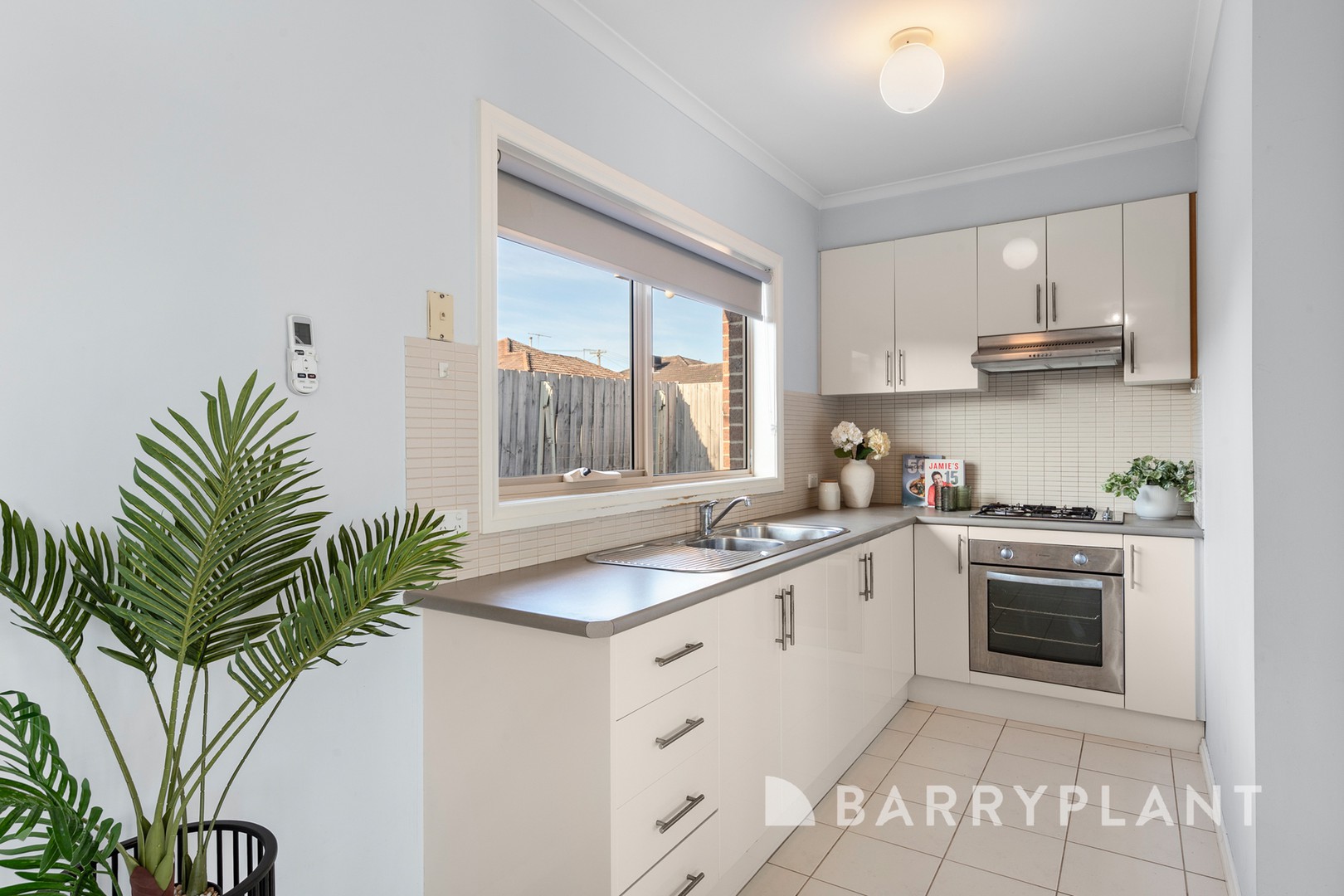 2/12 Hook Street, St Albans, VIC 3021, St Albans - Thumbnail 7