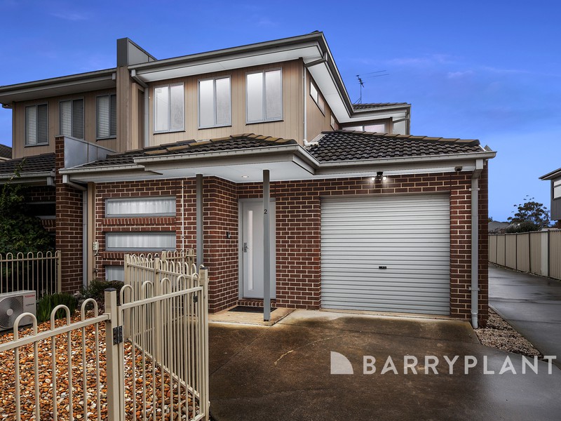 2/12 Kate Street, St Albans, VIC 3021 - Image - 12/08/2026