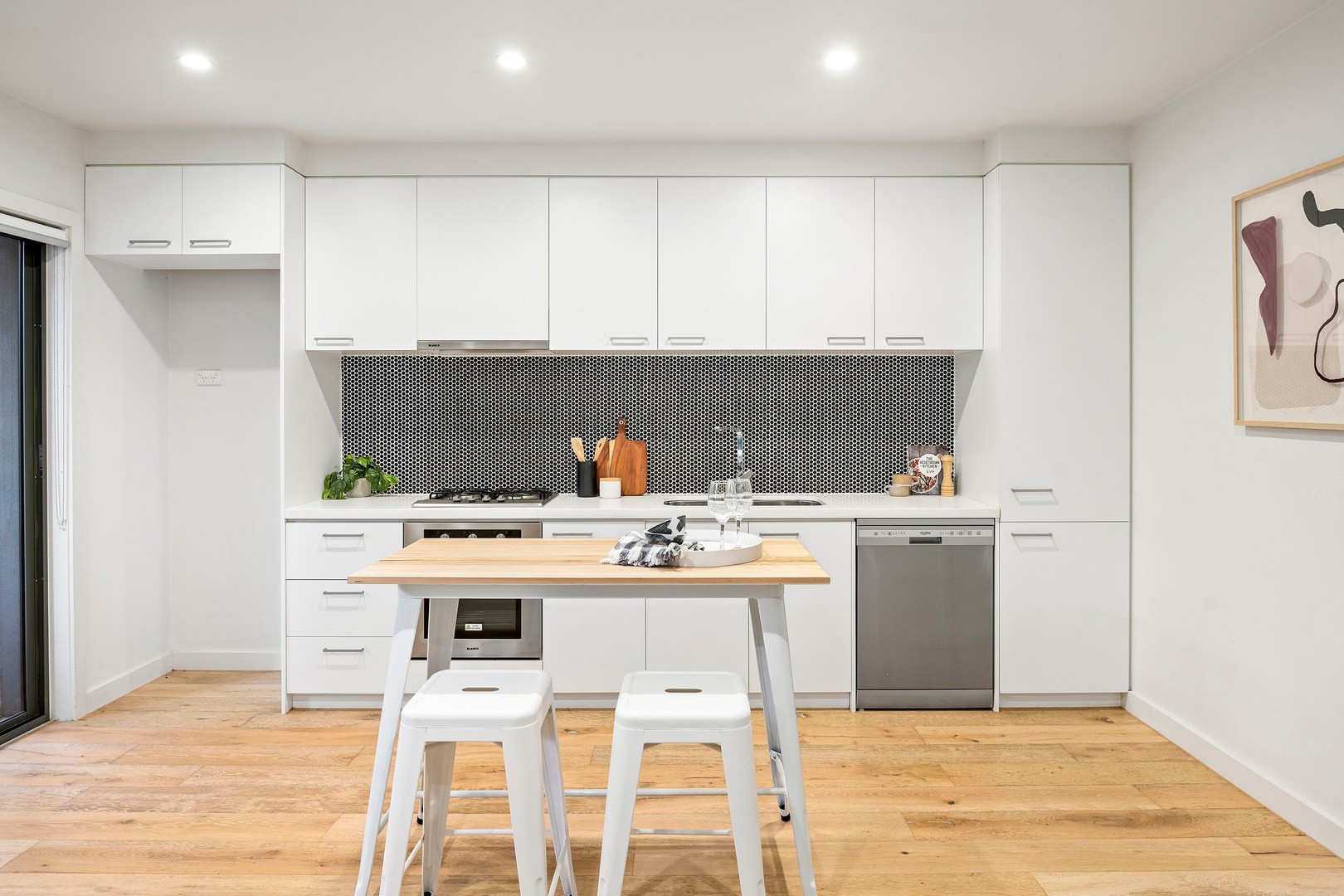 2/12 Leonard Crescent, Ascot Vale, VIC 3032, Ascot Vale - Thumbnail 3