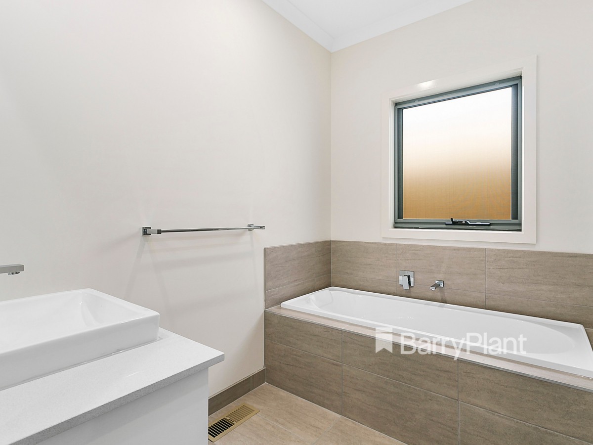 2/12 Morris Road, Mccrae, VIC 3938, McCrae - Thumbnail 6