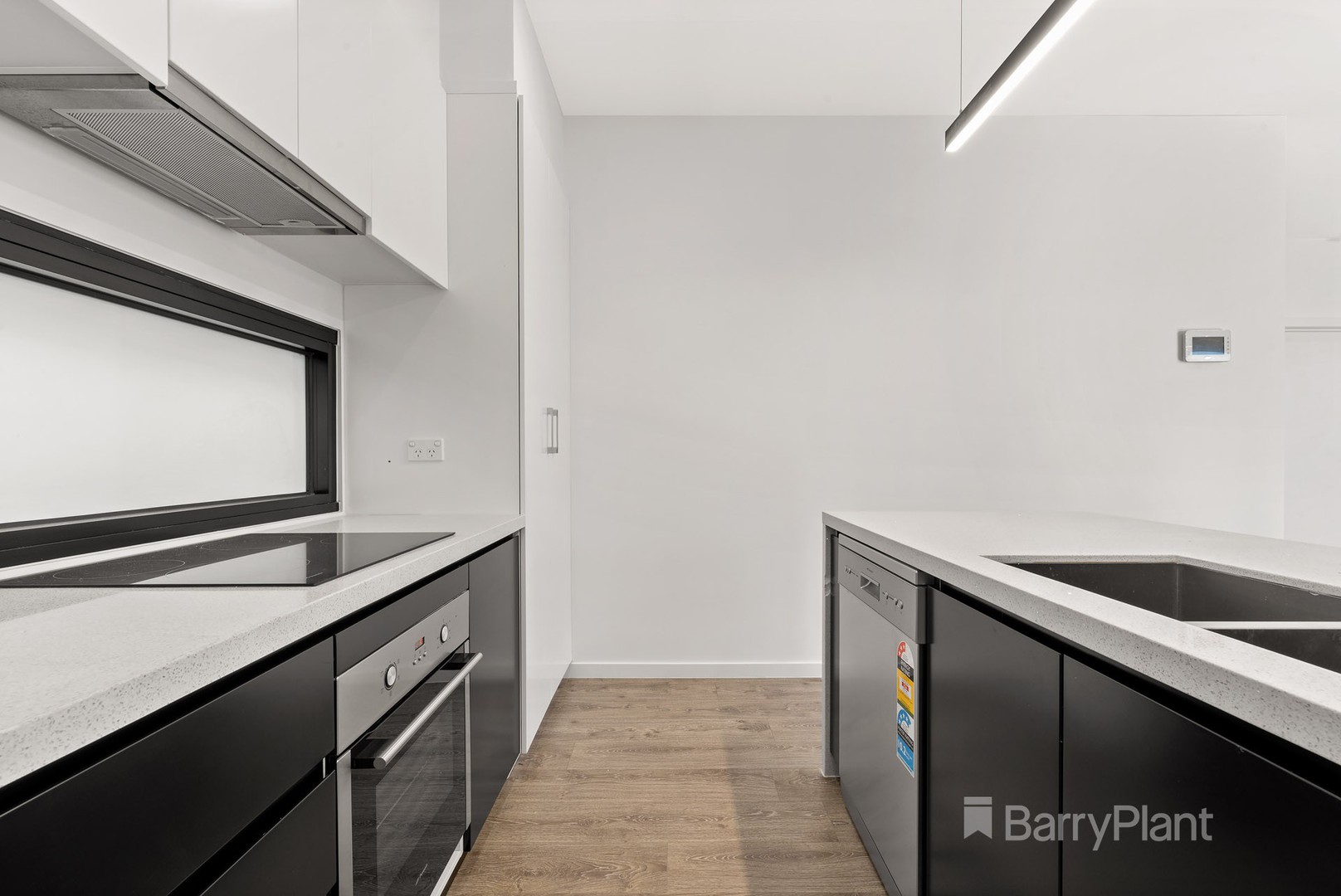 2/12 Red Hill Terrace, Doncaster East, VIC 3109, Doncaster East - Thumbnail 3