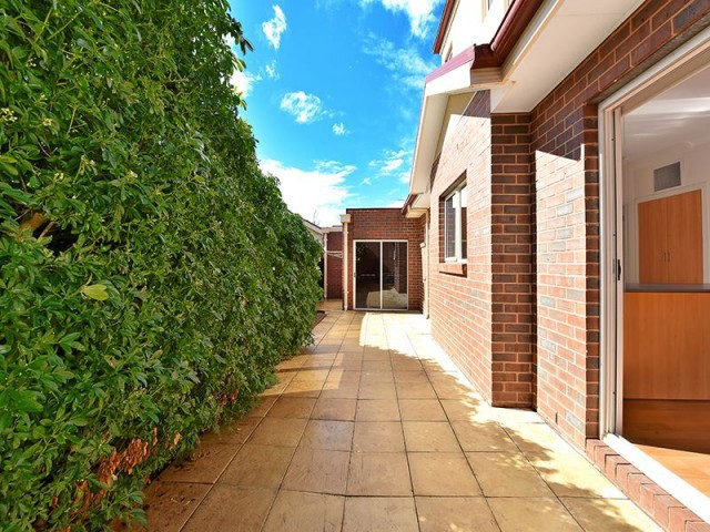 2/12 Renown St, Essendon North, VIC 3041, Essendon North - Thumbnail 6