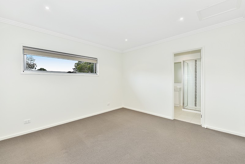 2/12 Streldon Avenue, Strathmore, VIC 3041, Strathmore - Thumbnail 4