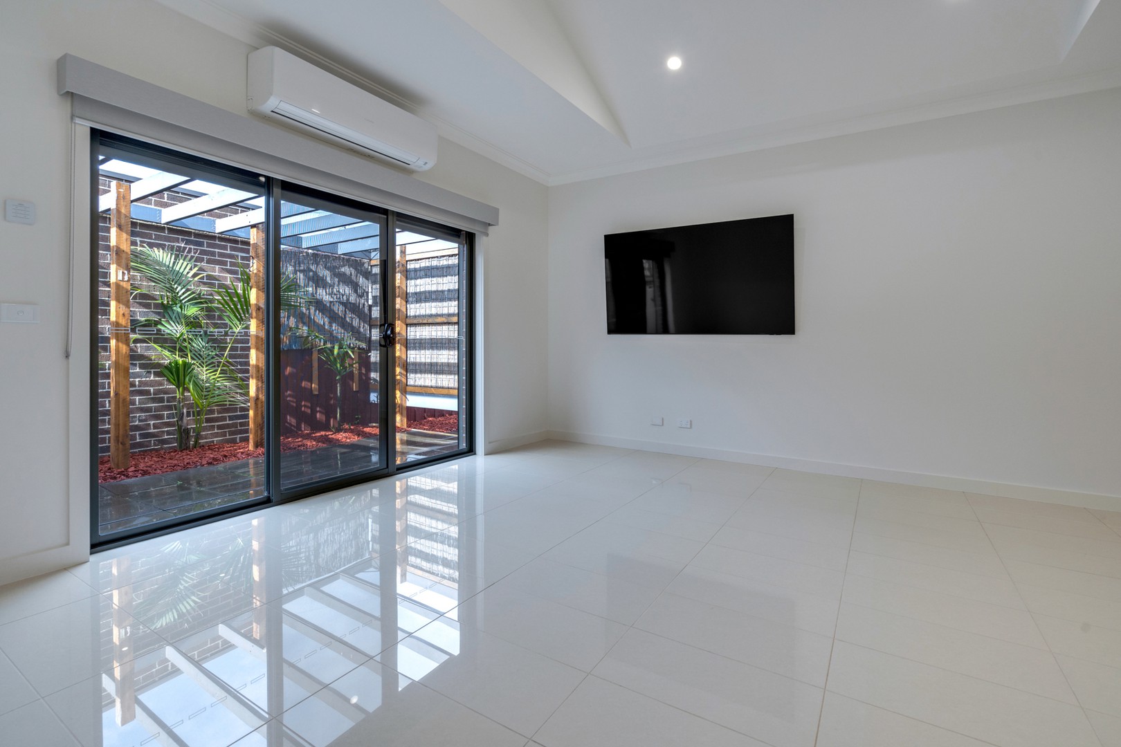 2/12 Tovey Street, Reservoir, VIC 3073, Reservoir - Thumbnail 6