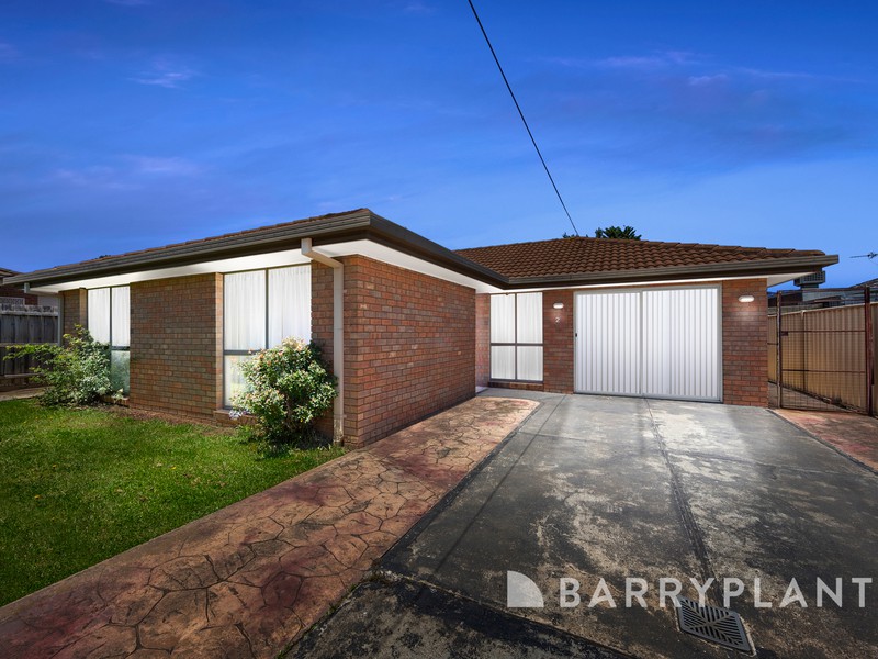 2/121 Fox Street, St Albans, VIC 3021 - Image - 08/12/2025