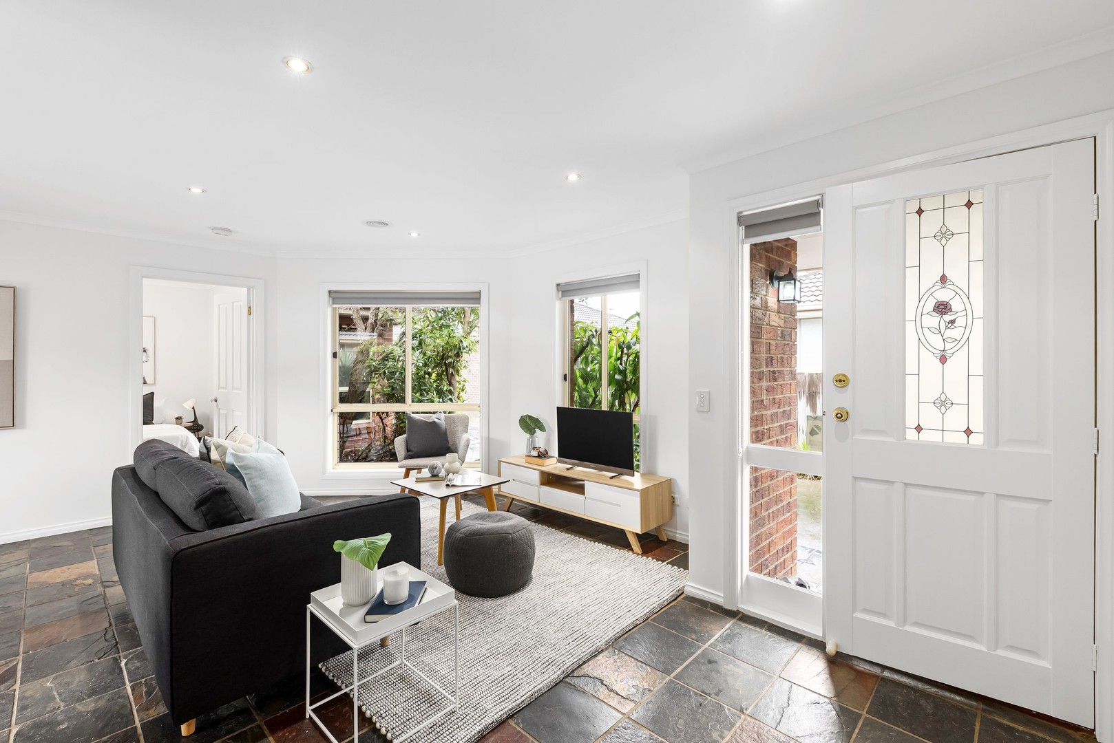 2/121 McNamara Avenue, Airport West, VIC 3042, Airport West - Thumbnail 3