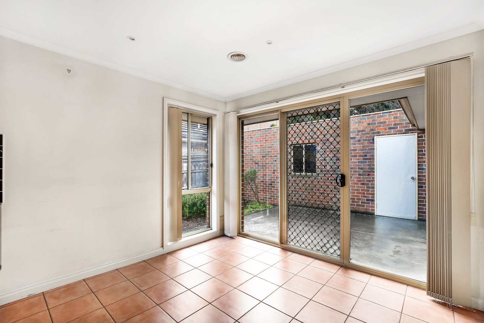 2/122 Mcleans Road, Bundoora, VIC 3083, Bundoora - Thumbnail 4