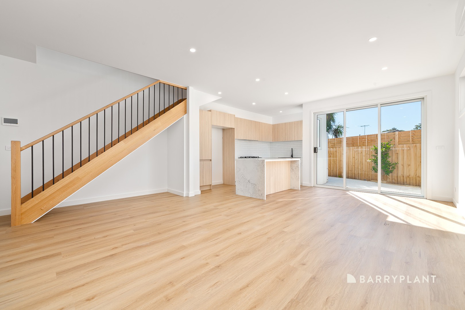 2/124 Boldrewood Parade, Reservoir, VIC 3073, Reservoir - Thumbnail 3
