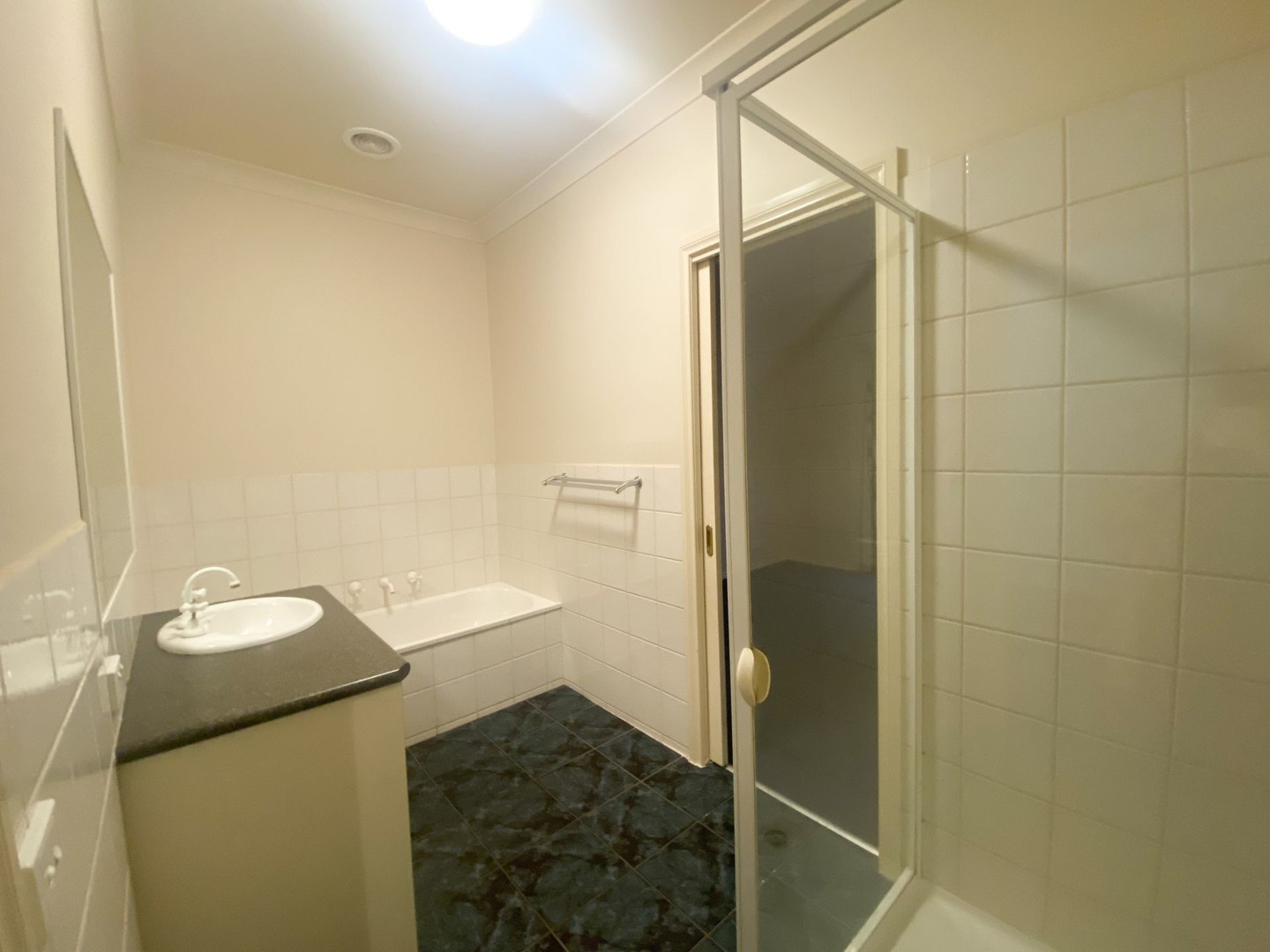2/125 Bedford Road, Ringwood East, VIC 3135, Ringwood East - Thumbnail 3