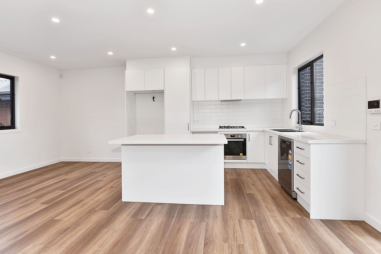 2/125 Bowes Avenue, Airport West, VIC 3042, Airport West - Thumbnail 3