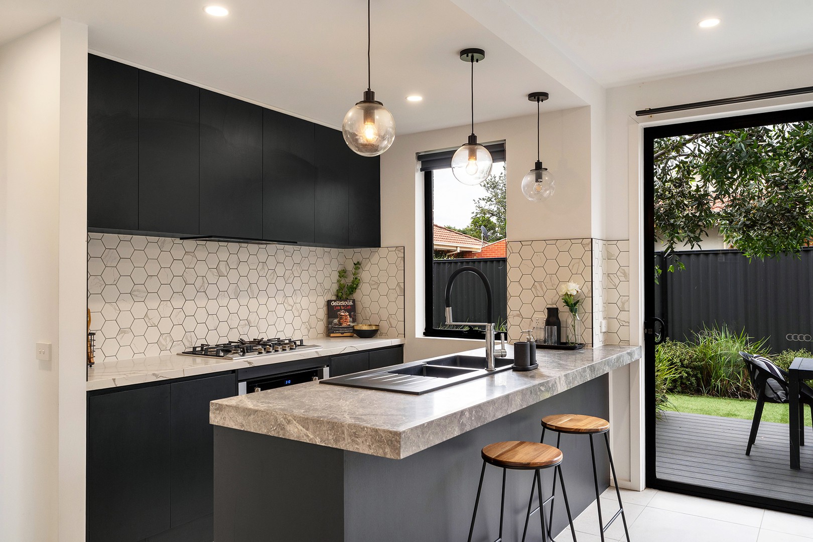 2/125 Melrose Drive, Tullamarine, VIC 3043, Tullamarine - Thumbnail 7