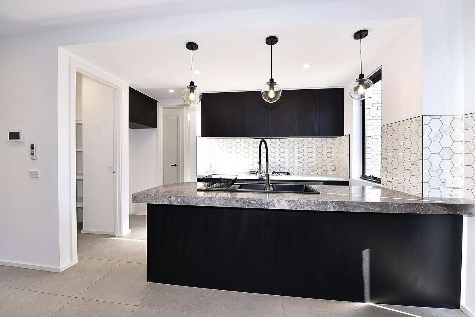 2/125 Melrose Drive, Tullamarine, VIC 3043, Tullamarine - Thumbnail 3