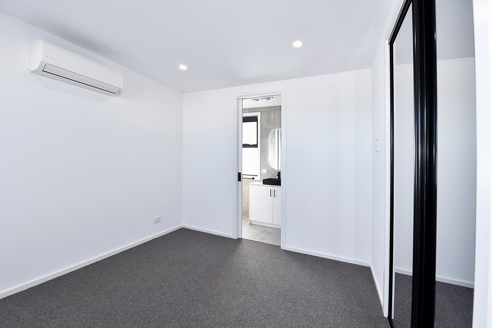 2/125 Melrose Drive, Tullamarine, VIC 3043, Tullamarine - Thumbnail 5
