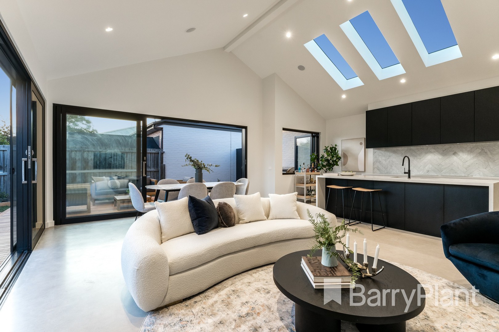 2/126 South Valley RoadHighton, VIC 3216, Highton - Thumbnail 3