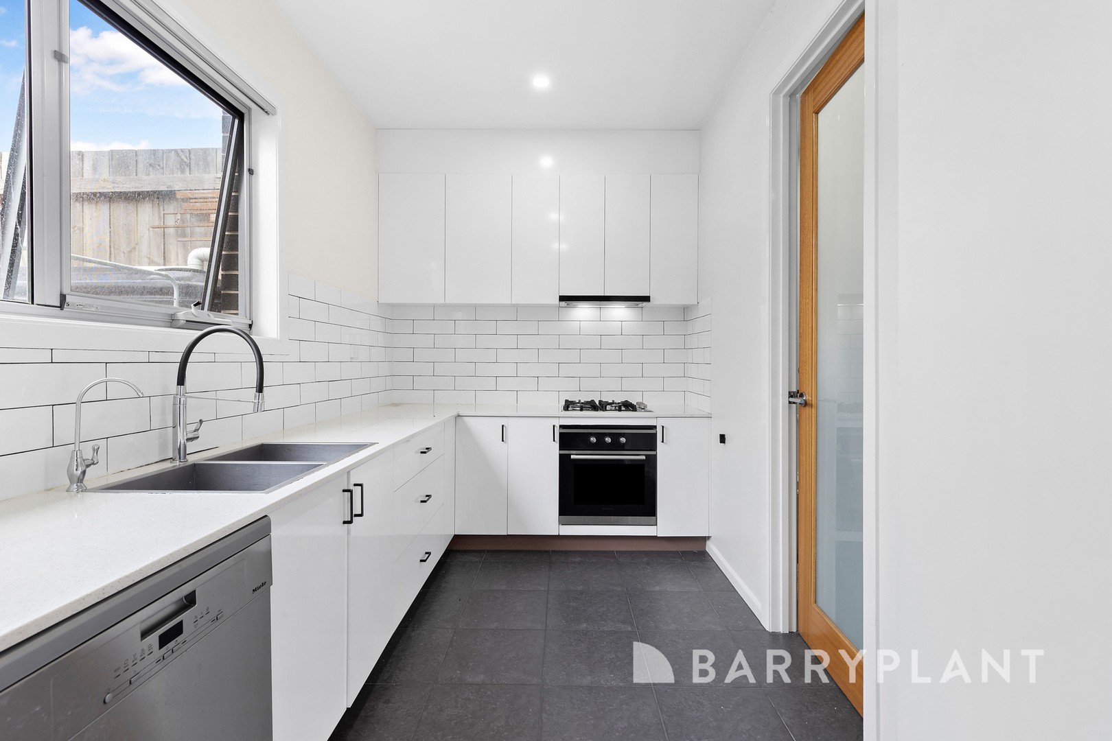 2/127 William Street, St Albans, VIC 3021, St Albans - Thumbnail 3