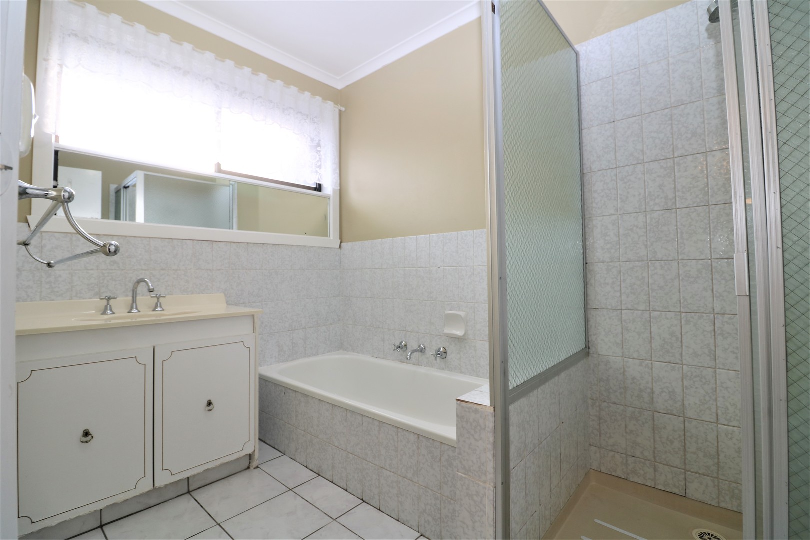 2/128 Isabella Street, Geelong West, VIC 3218, Geelong West - Thumbnail 7