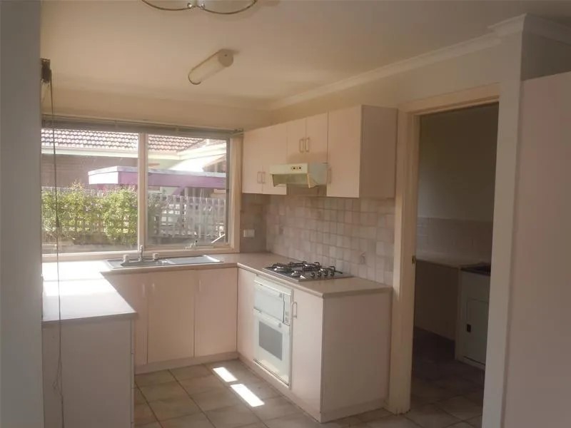 2/129 Canterbury Road, Blackburn, VIC 3130 - Thumbnail 2 - 01/04/2026