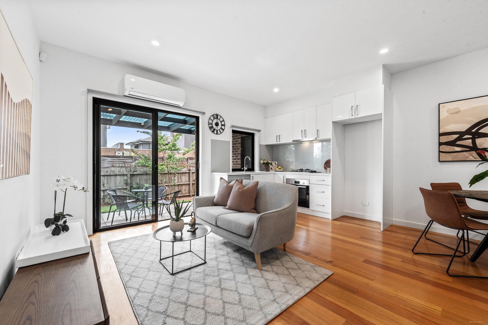 2/129 Middleborough Road, Box Hill South, VIC 3128 - Thumbnail 2 - 20/03/2026