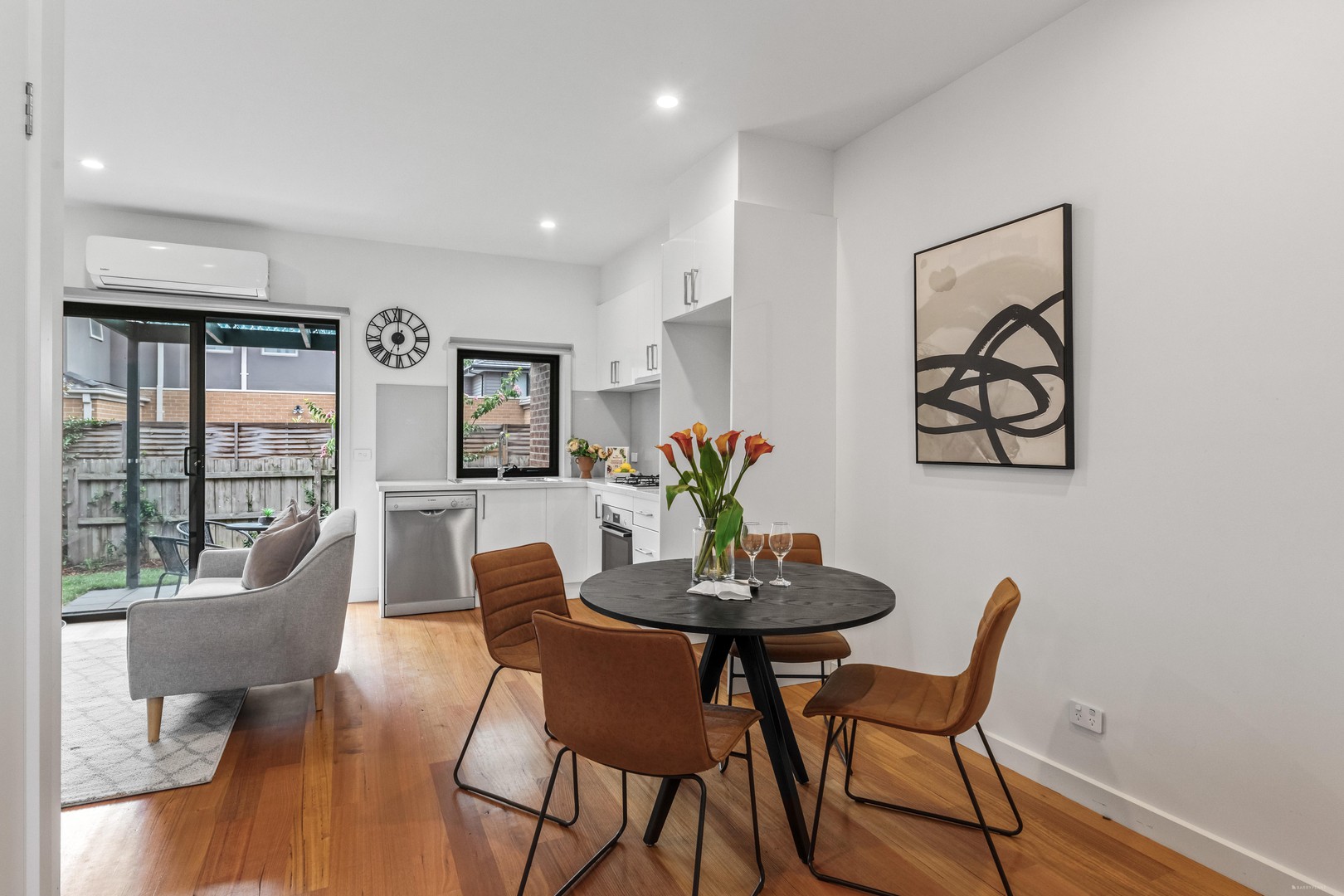 2/129 Middleborough Road, Box Hill South, VIC 3128, Box Hill South - Thumbnail 4