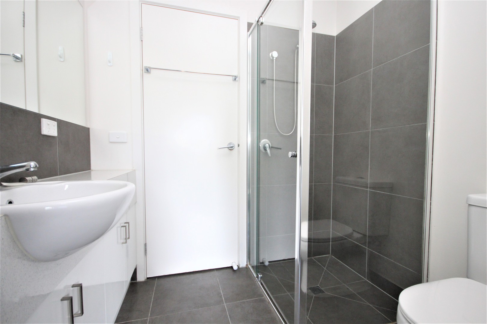 2/13-15 Carruthers Court, Thomson, VIC 3219, Thomson - Thumbnail 8