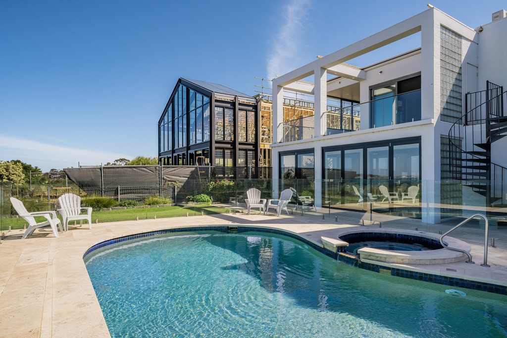 2/13 Balmoral Crescent, Rippleside, VIC 3215, Rippleside - Thumbnail 8