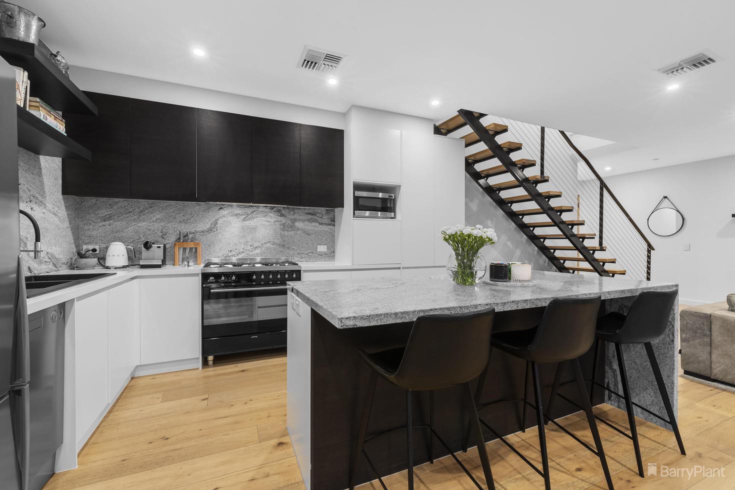 2/13 Banyule Road, Rosanna, VIC 3084, Rosanna - Thumbnail 4