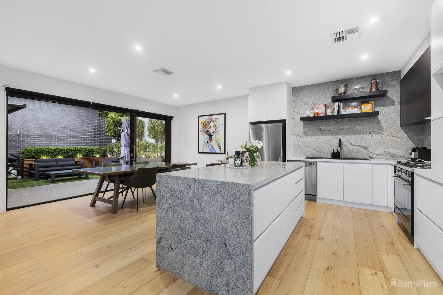 2/13 Banyule Road, Rosanna, VIC 3084, Rosanna - Thumbnail 6